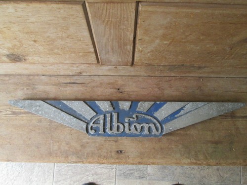 Albion badge ford - albion, badge.