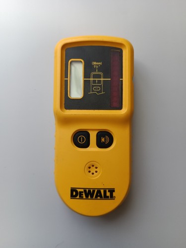 Dewalt laser level - laser, level/alignment