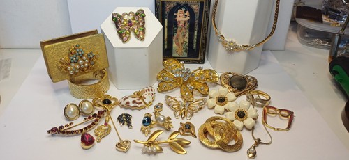Vintage gold tone costume - vintage,