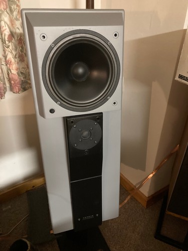 Roksan ojan speakers - ojan,