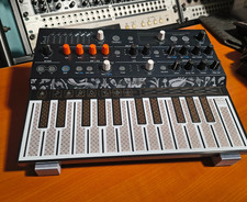 Desktop Stand for Arturia MicroFreak / MicroBrute Synth - 3D Printed