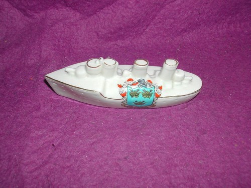 Swan crested china torpedo - swan,