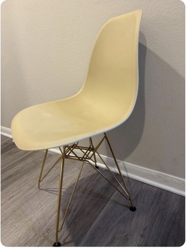 Seat eames molded - eames, plastic