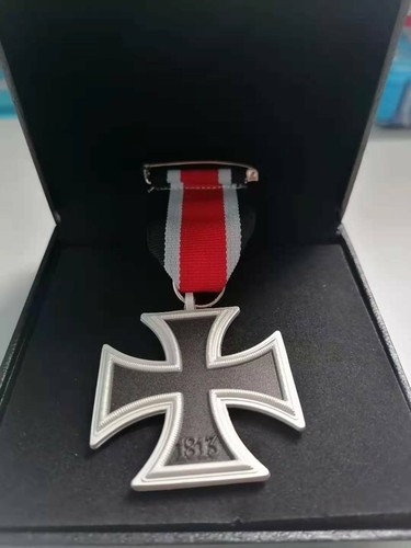Wwii german medal iron - wwii,