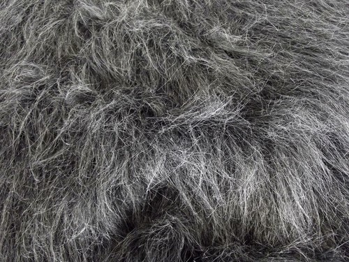Long pile fun - fun, faux