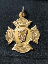 Dublin 9 KT Gold Medal hallmarked 1929 harp Irish Ireland pendant Medal Old