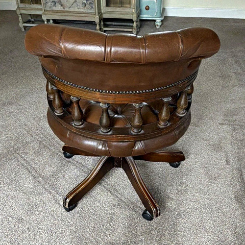 Brown leather tufted - leather,