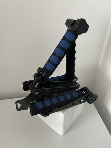 Camera shoulder rig - shoulder, video