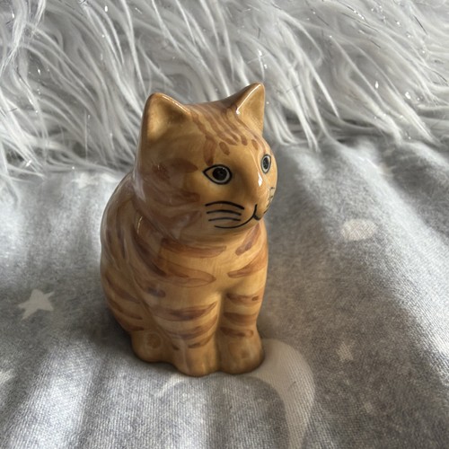 Quail pottery cat figure - pottery,