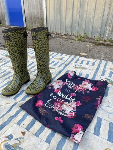 Pair high cut - high, joules