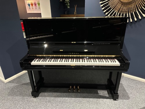 Reconditioned yamaha gloss - reconditioned,