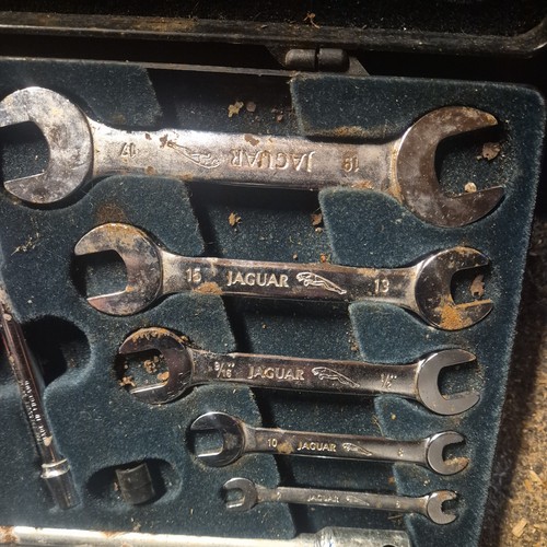 Jaguar tool box xj40 - xj6, xj12
