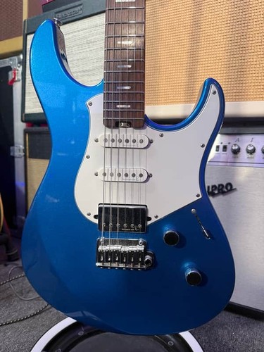 Yamaha pacifica standard - yamaha, plus