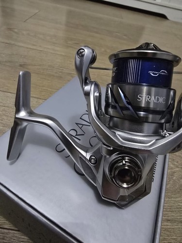 Shimano stradic c2000s - shimano,