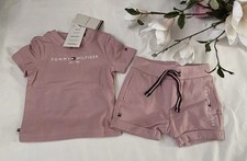 BNWT Baby Girls Tommy Hilfiger T-shirt & Shorts Set Pink Summer Age 0-3 Months