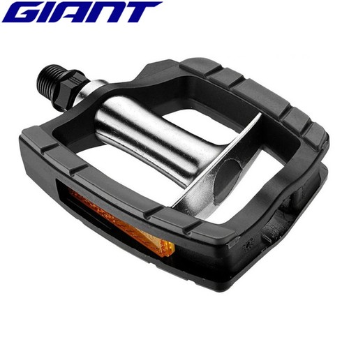 Giant city pedals sport - city,