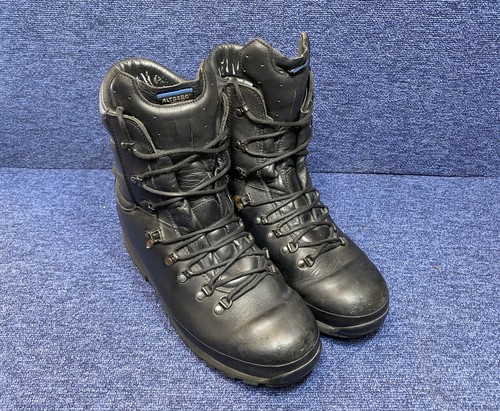 Size 12m black altberg - 12m,