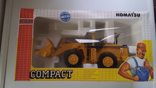 Joal komatsu wa800 loading - komatsu,
