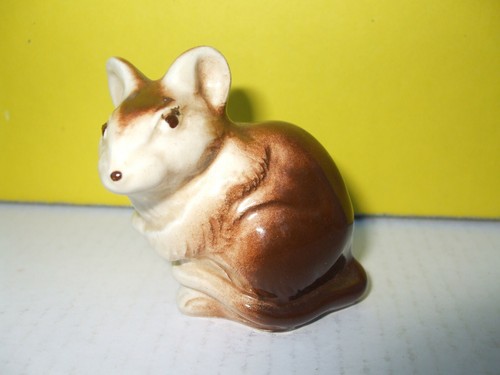 Poole pottery brown mouse - poole,