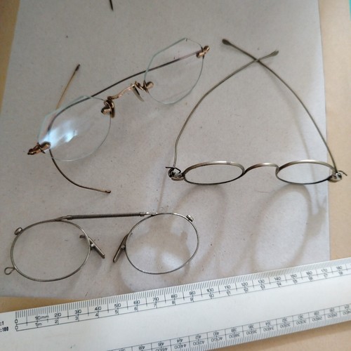 Vintage pairs spectacles - 3,