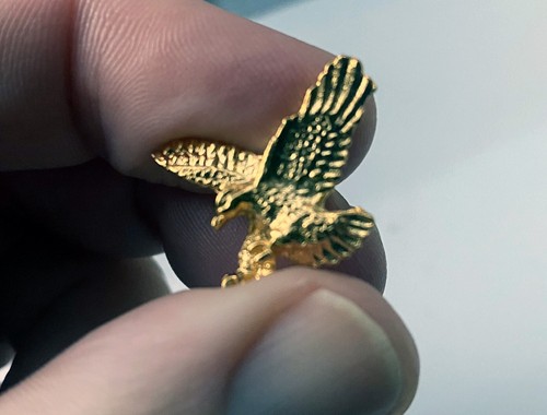Small golden eagle - eagle, pin