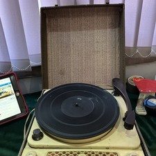 Regentone Monarch Handy Gram Vintage Suitcase for Record Player