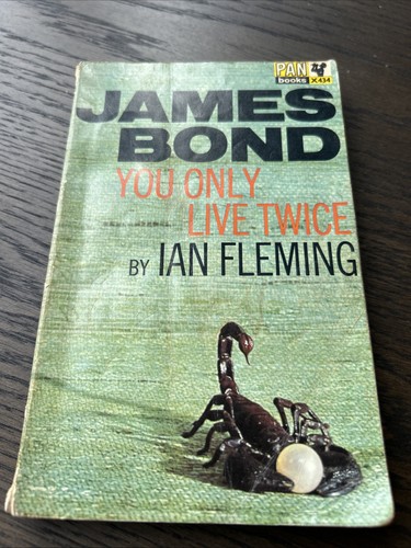 James bond you only live - james,