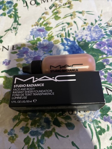 Mac studio radiance face and - face,