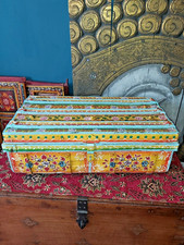 INDIAN VINTAGE HAND PAINTED IRON STORAGE  TRUNK/TABLE/DISPLAY