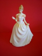 ROYAL DOULTON 'Gift of Love'
