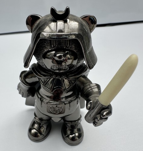 Bad taste bears dark - bad,