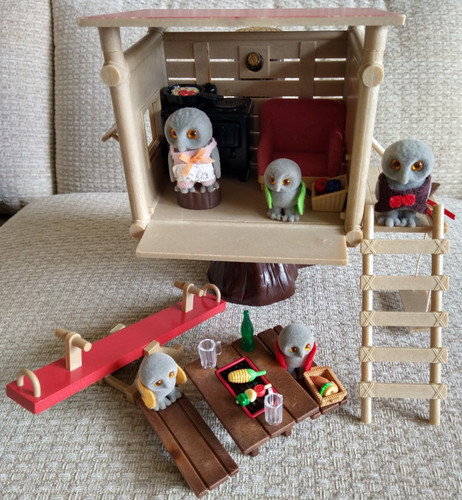 Sylvanian families treefellow - families,