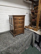 BEVAN FUNNELL SMALL OAK CHEST