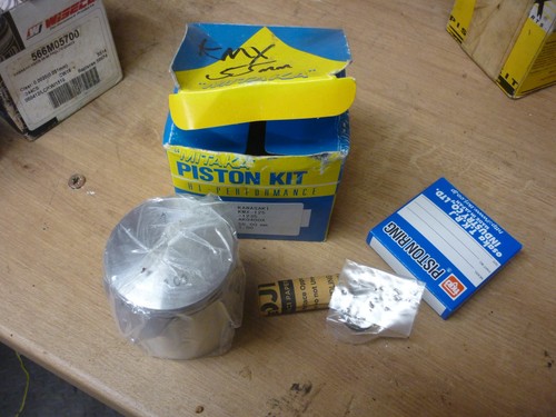 Kawasaki kmx125 mitaka piston - kawasaki,