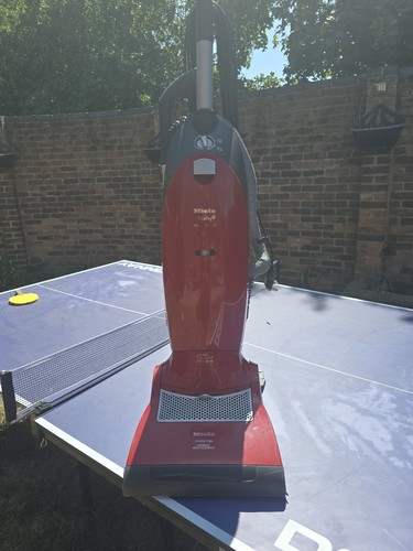 Miele s7260 upright vacuum - s7260,
