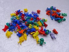 105 Plastic Asterix Figures
