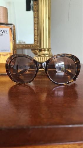 Vintage oversize round