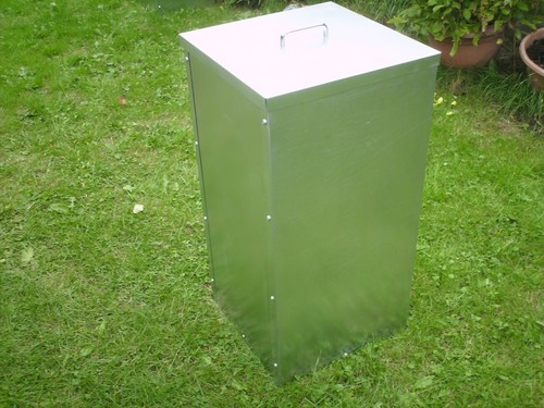 Single compartment storage - , bin