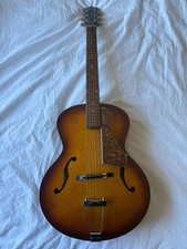 Godin 5th Avenue Archtop