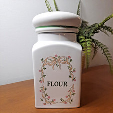 1 x Eternal Beau Flour