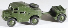DINKY TOYS England diecast ca. 1:43 field artillery tractor #688 vintage