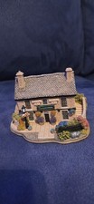 Lilliput Lane The Crooked House