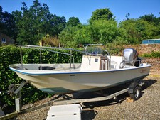 Boston Whaler 17 Montauk +