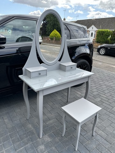Ikea style grey dressing - grey,