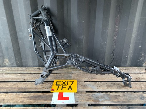 Ktm duke 125 - frame, log