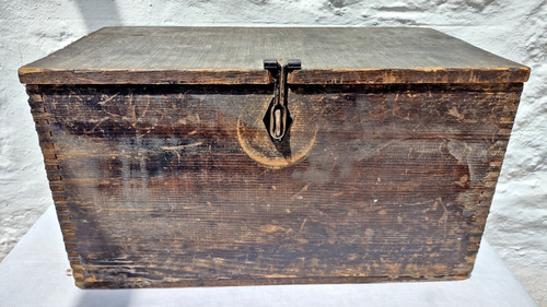 Antique vintage wooden box - antique,