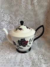 ROYAL ALBERT MASQUERADE SMALL