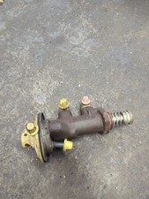 E Type Jaguar,  Lockheed Brake Master Cylinder.