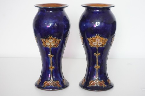 Royal doulton lambeth - royal, pair