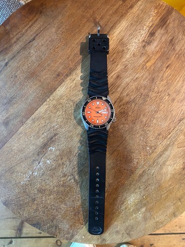 Seiko skx011j orange diver - seiko,